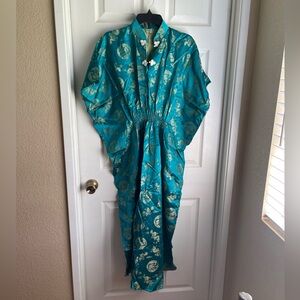 Vintage Chinese Kaftan Pure Silk